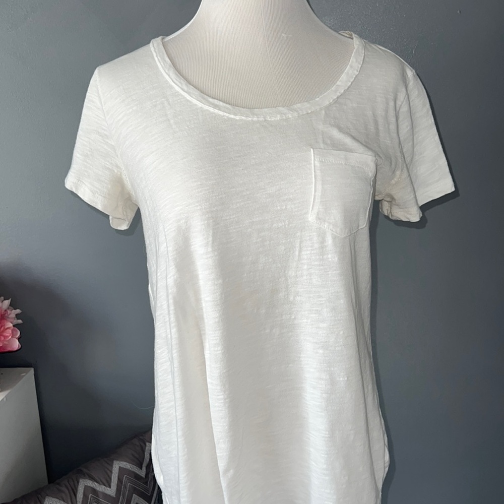 White pocketed shirt